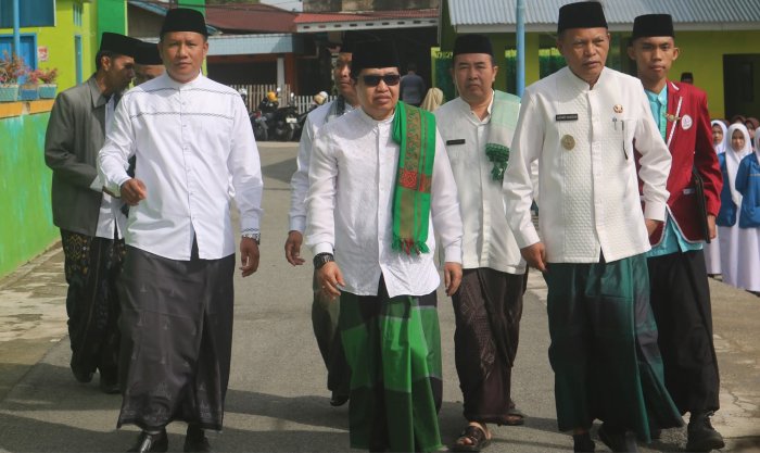 MAN 1 Sungai Penuh Jadi Tuan Rumah Upacara Peringatan Hari Santri Nasional 2025
