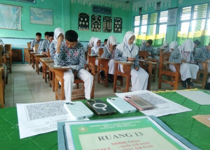 Asesmen Sumatif Akhir Semester Genap MAN 1 Sungai Penuh Tahun Ajaran 2025/2026 Berjalan Lancar Asesmen Sumatif Akhir Semester Genap MAN 1 Sungai Penuh Tahun Ajaran 2025/2026 Berjalan Lancar