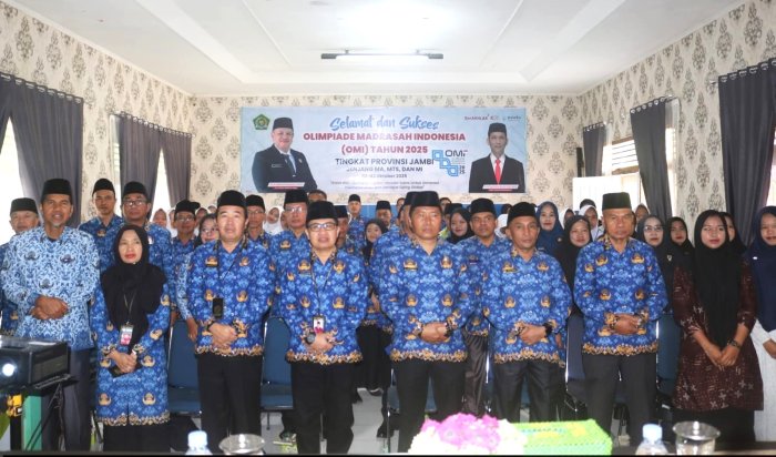 Kepala MAN 1 Sungai Penuh mengikuti secara daring pembukaan Olimpiade Madrasah Indonesia (OMI) Tingkat Provinsi Jambi